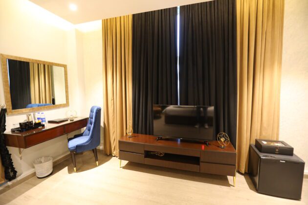 Executive Room - Image 3