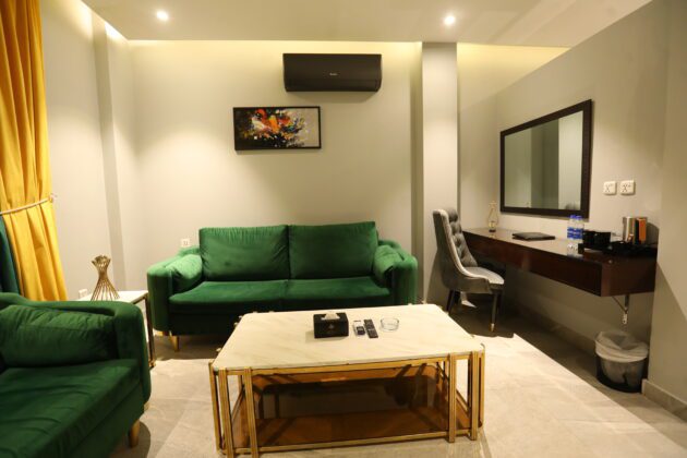 The Royal Orchard Suite - Image 29