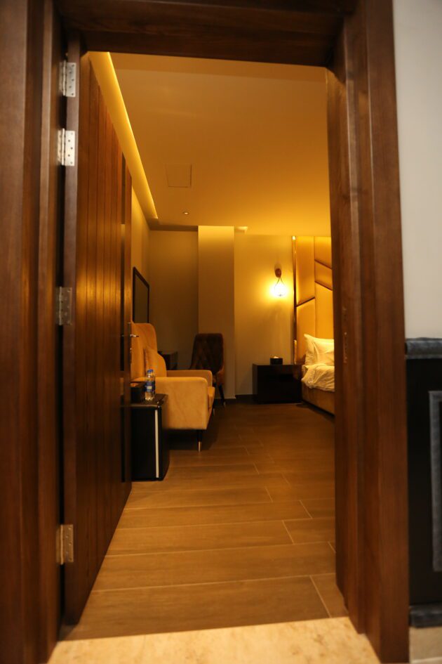 Junior Suite - Image 11