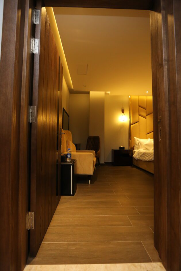 Junior Suite - Image 6