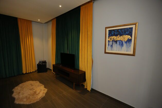 The Royal Orchard Suite - Image 35