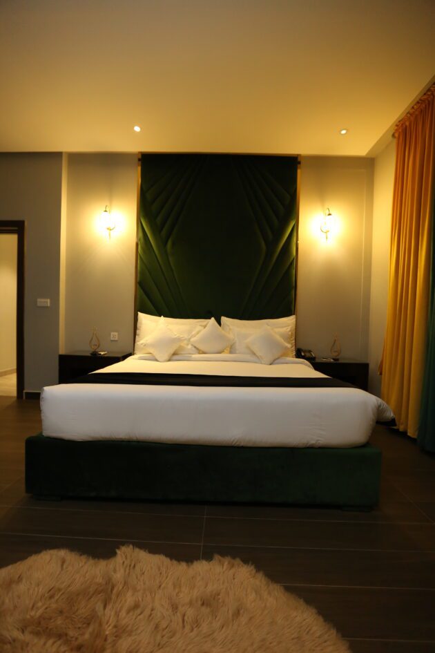 The Royal Orchard Suite - Image 33