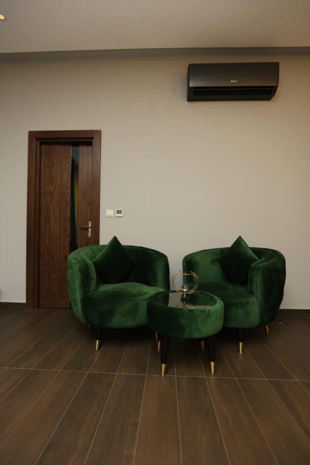 The Royal Orchard Suite - Image 31