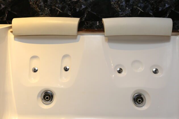The Royal Orchard Suite - Image 14